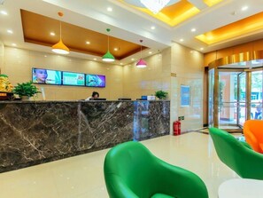 Lobby - Greentree Inn Zhengzhou Zhongyuan District Huaihe Road Tongbai Road Metro Station Shell Hotel (Zhengzhou)