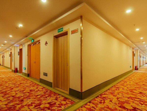 Interior - Greentree Inn Zhengzhou Zhongyuan District Huaihe Road Tongbai Road Metro Station Shell Hotel (Zhengzhou)