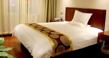 Greentree Inn Heze Bus Station Rt-mart Express Hotel