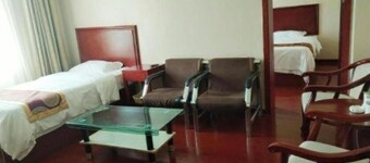 Greentree Inn Heze Bus Station Rt-mart Express Hotel