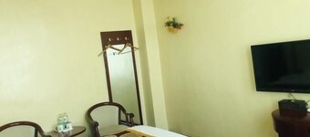 Greentree Inn Heze Bus Station Rt-mart Express Hotel