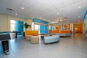 Lobby - Spot X Hotel Orlando/intl Dr by The Red Collection (Orlando)