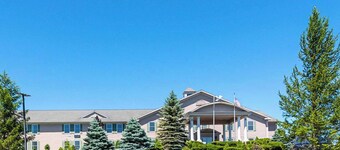 Quality Inn and Suites Schoharie Near Howe Caverns NY