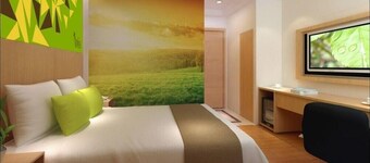 Vatica Hefei Jingshang International Trade City Hotel