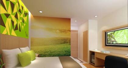 Vatica Hefei Jingshang International Trade City Hotel