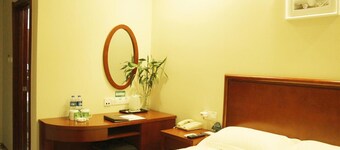 Greentree Inn Baiyin East Bus Station Lanbao Road Express Hotel