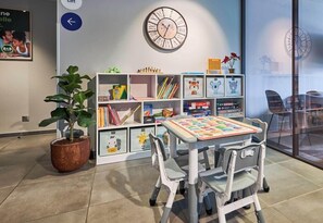 Children's area - B&B Hotel Deauville-touques (Touques)