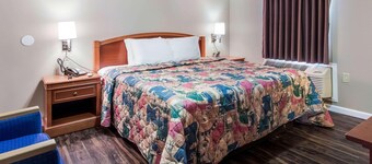 Rodeway Inn and Suites Walhalla SC