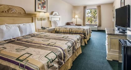 Rodeway Inn and Suites Dublin GA