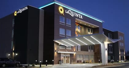 La Quinta Inn & Suites by Wyndham Bardstown