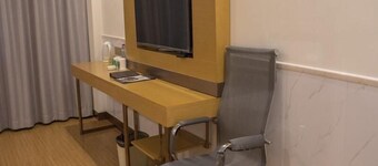 Greentree Inn Qingdao Jiaozhou Jiaoping Road Aviation Industry Park Express Hotel