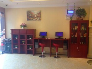 Business center - Greentree Inn Shanghai Huinan Jinghai Road Express Hotel (Shanghai)