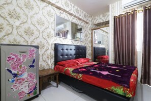 Room - Green Pramuka City by SR Property by Zuzu (Jakarta)