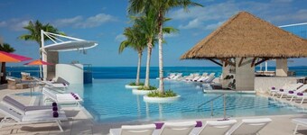 Breathless Cancun Soul Resort AND SPA