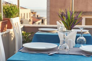 Servei de restauració a l'aire lliure