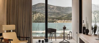 Canale Hotel & Suites
