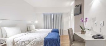 Americas Townhouse Recreio