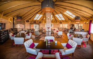 Bar (en la propiedad)