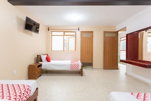 Room - OYO Hotel Emperador, Oaxaca (Oaxaca)