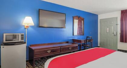 Lonestar Inn & Suites, Erick OK Hwy 40 BY OYO