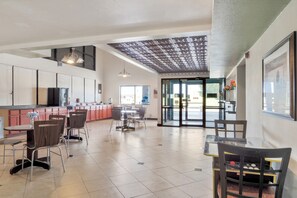 Dining - Lonestar Inn & Suites, Erick OK Hwy 40 BY OYO (Erick)