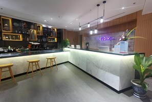 酒吧(店内)