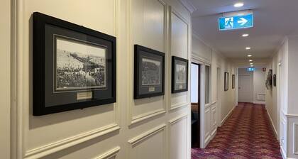 Ensenada Motor Inn And Suites