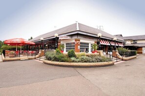 Exterior - Premier Inn Coventry East (Coventry)