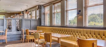 Premier Inn Basingstoke West Hotel