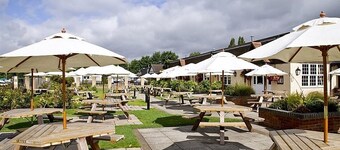 Premier Inn Bedford Priory Marina
