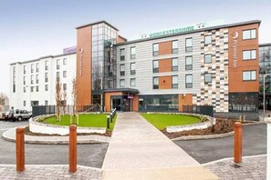 Exterior - Premier Inn Worcester City Centre (Worcester)