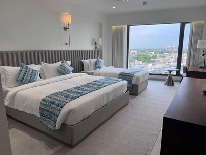 Hotel Veritas Grand