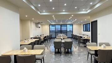 Daily self-serve breakfast (TWD 200 per person)