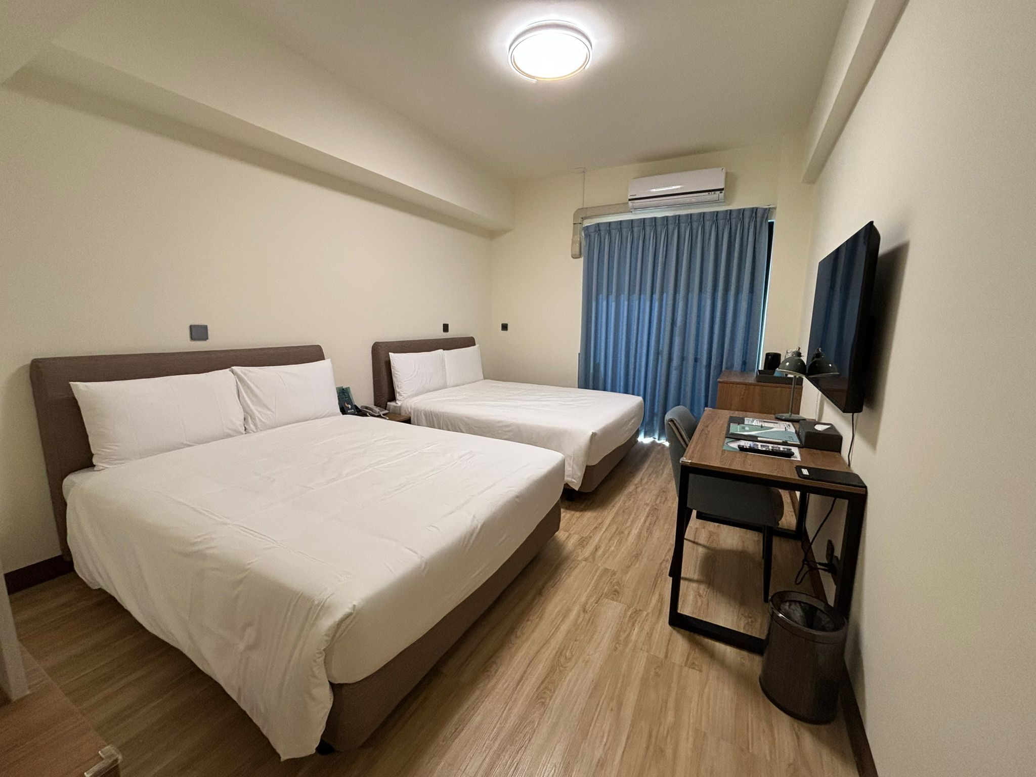 Standard Quadruple Room, Balcony | Desk, blackout drapes, iron/ironing board, free WiFi