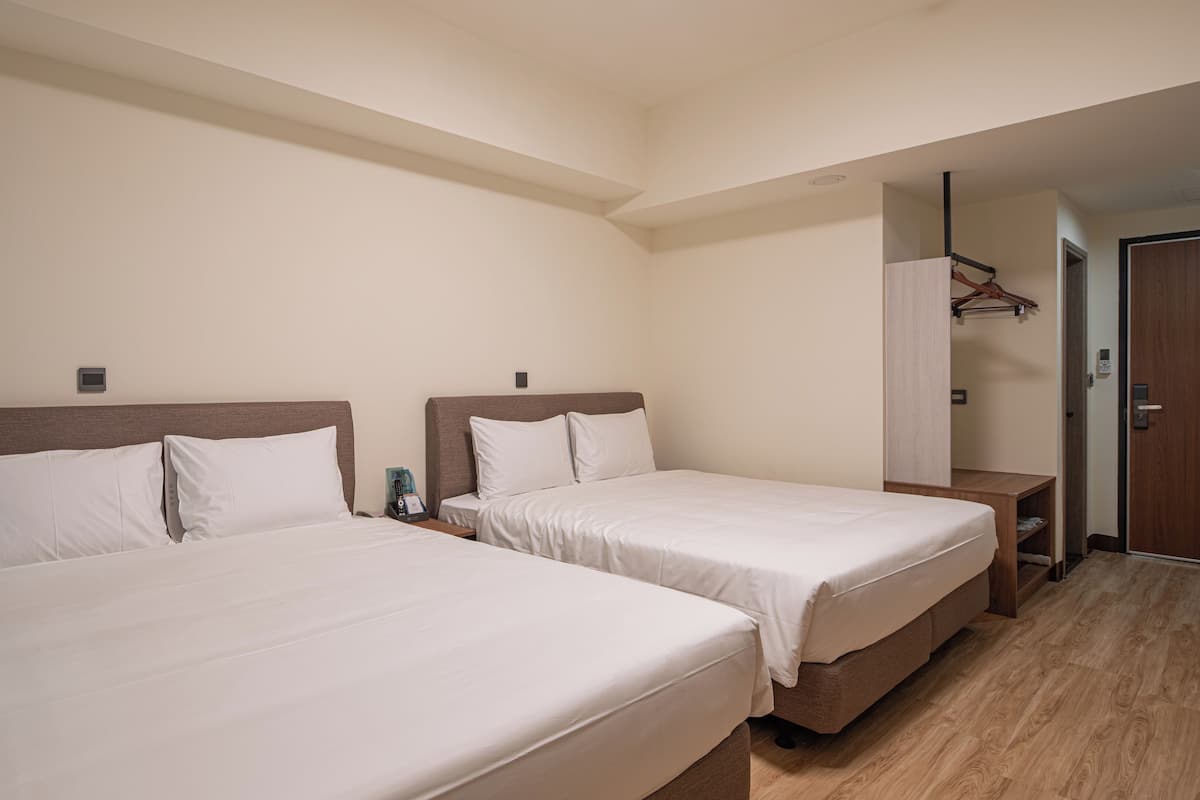 Standard Quadruple Room, Balcony | Desk, blackout drapes, iron/ironing board, free WiFi