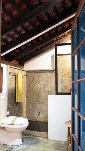 Deluxe Single Room, Balcony | Bathroom