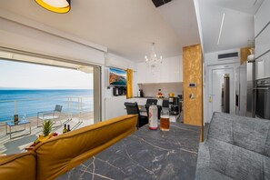Luxury Apartment, 1 Bedroom, Refrigerator & Microwave (Happy Beach Apartment Dream On the) | View from room