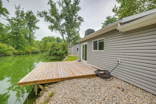 Boat Dock: Couple's Grand Lake Getaway!
