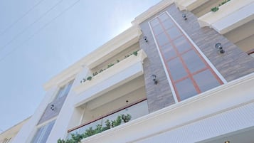 Fachada da propriedade