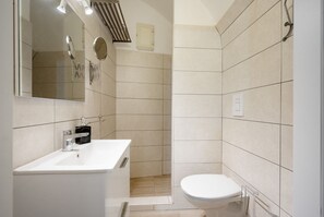 Shower, bidet
