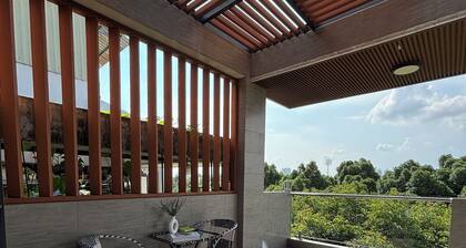 Lovely 6-bedroom house with AC in vibrant Hồ Chí Minh