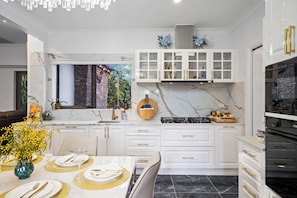 Microwave, oven, stovetop, dishwasher