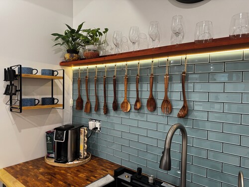 Studio Havana, Peaceful riverside retreat.