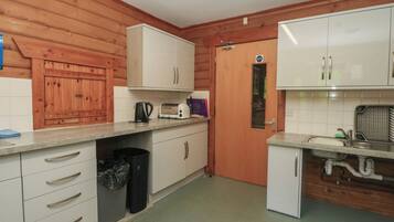 Kochgeschirr/Geschirr/Besteck