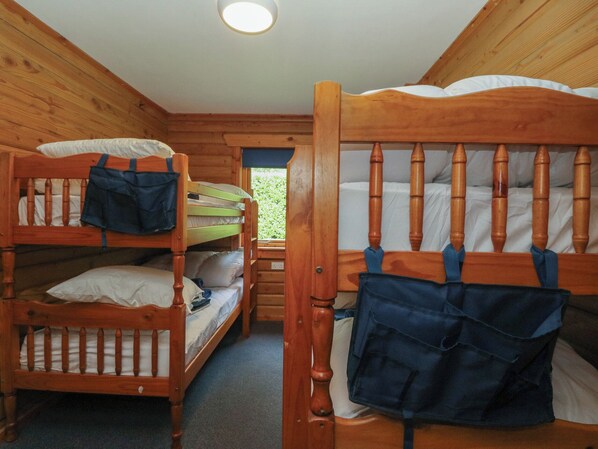 4 多间卧室、特色装修、特色家居