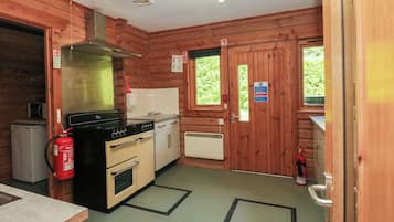 Cookware/dishes/utensils