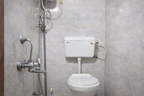 Artículos de tocador gratuitos, toallas, jabón, papel higiénico