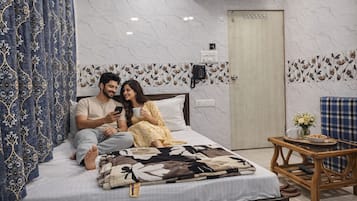 Deluxe Double Room | Premium bedding, free WiFi, bed sheets