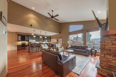 Residences 2 Bedroom Selkirk Townhome: Unit 17