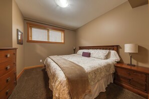 Internet, bed sheets